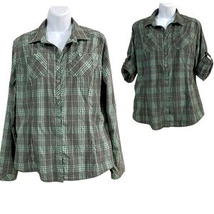 REI Convertible Sleeve Plaid Shirt Size Medium Button Down Casual Hiking Active